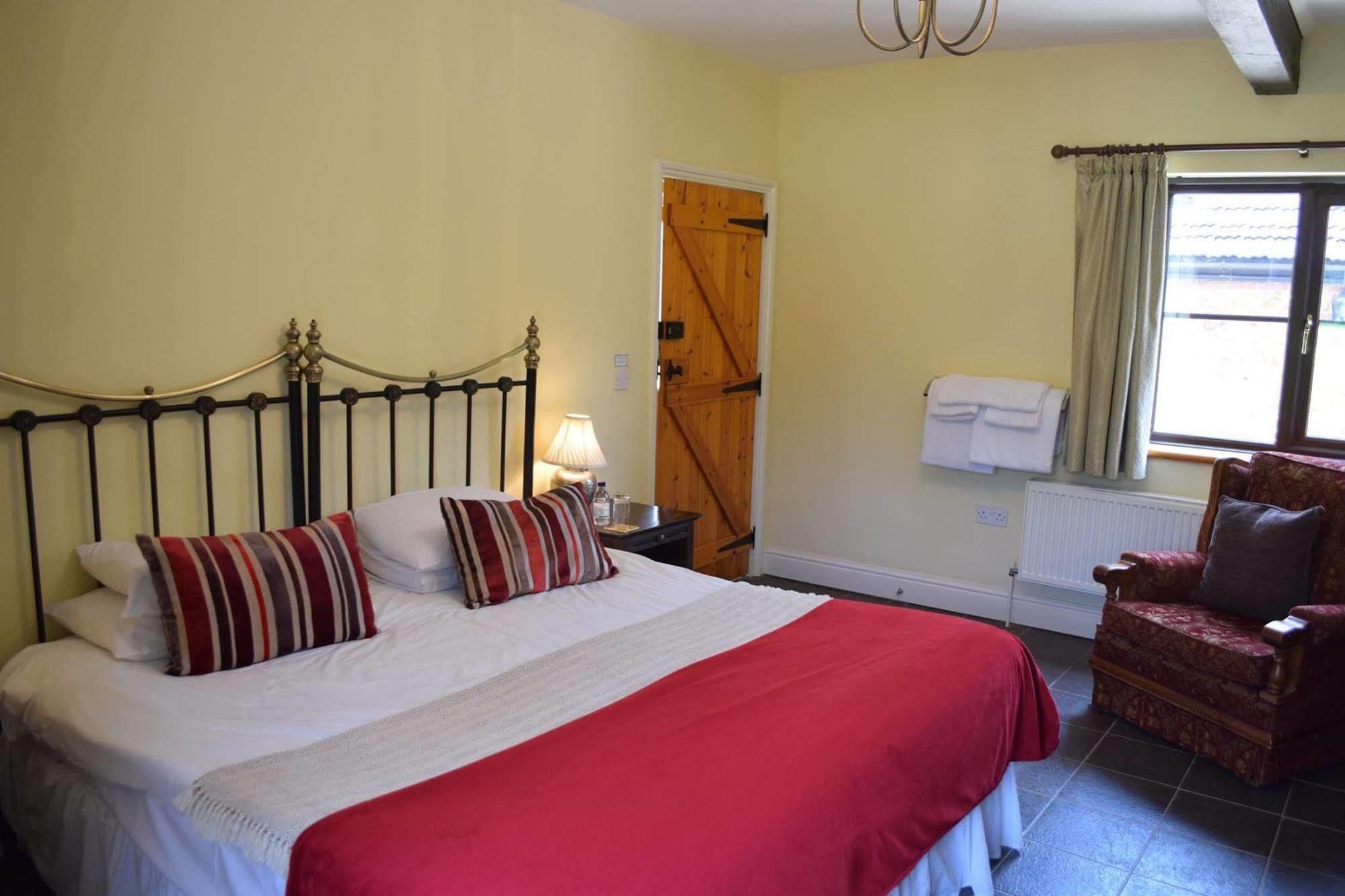 Hotel At The Farmhouse Hunters Hall Dereham Exteriér fotografie